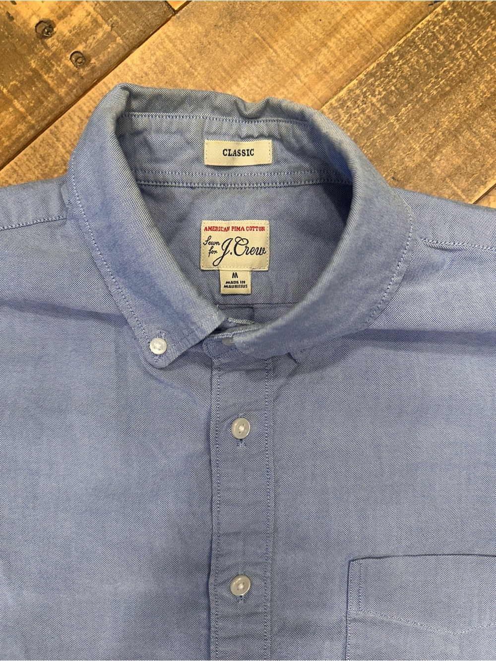 J. Crew Men's short sleeve Button-Down Shirt in Light Blue Oxford